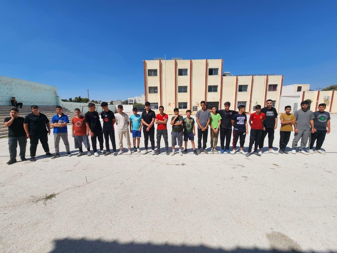 دورة تدريبية في كرة القدم بمركز شباب المزار الشمالي