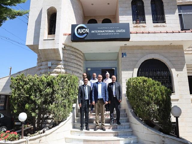 وزير البيئة يزور المكتب الإقليمي للاتحاد الدولي لحماية الطبيعة في غرب آسيا لتعزيز التعاون الإقليمي في مجال الحفاظ على البيئة