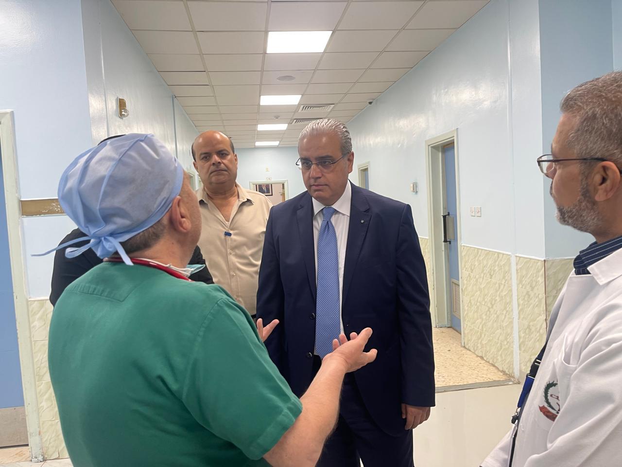 وزير الصحة يتابع ميدانياً واقع الخدمات الصحية في مستشفى التوتنجي