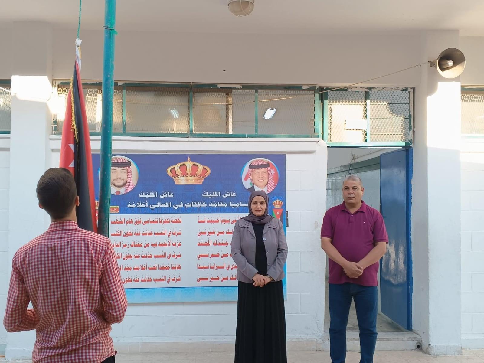 فريحات تتابع سير العملية التعليمية في تربية الأغوار الشمالية