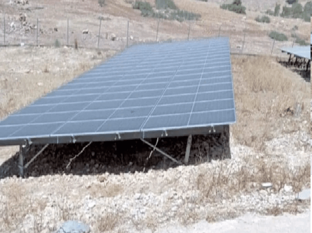 عجلون:مطالب بالتوسع في إنارة الطرق بالطاقة المتجددة