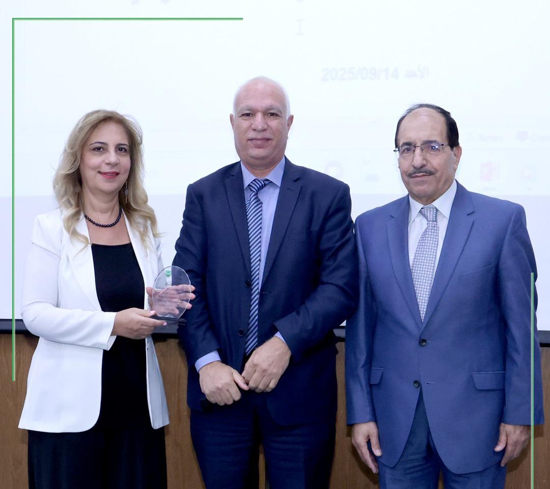 الجامعة الأردنية تكرّم الزميل عماد عبدالرحمن بمسابقة 