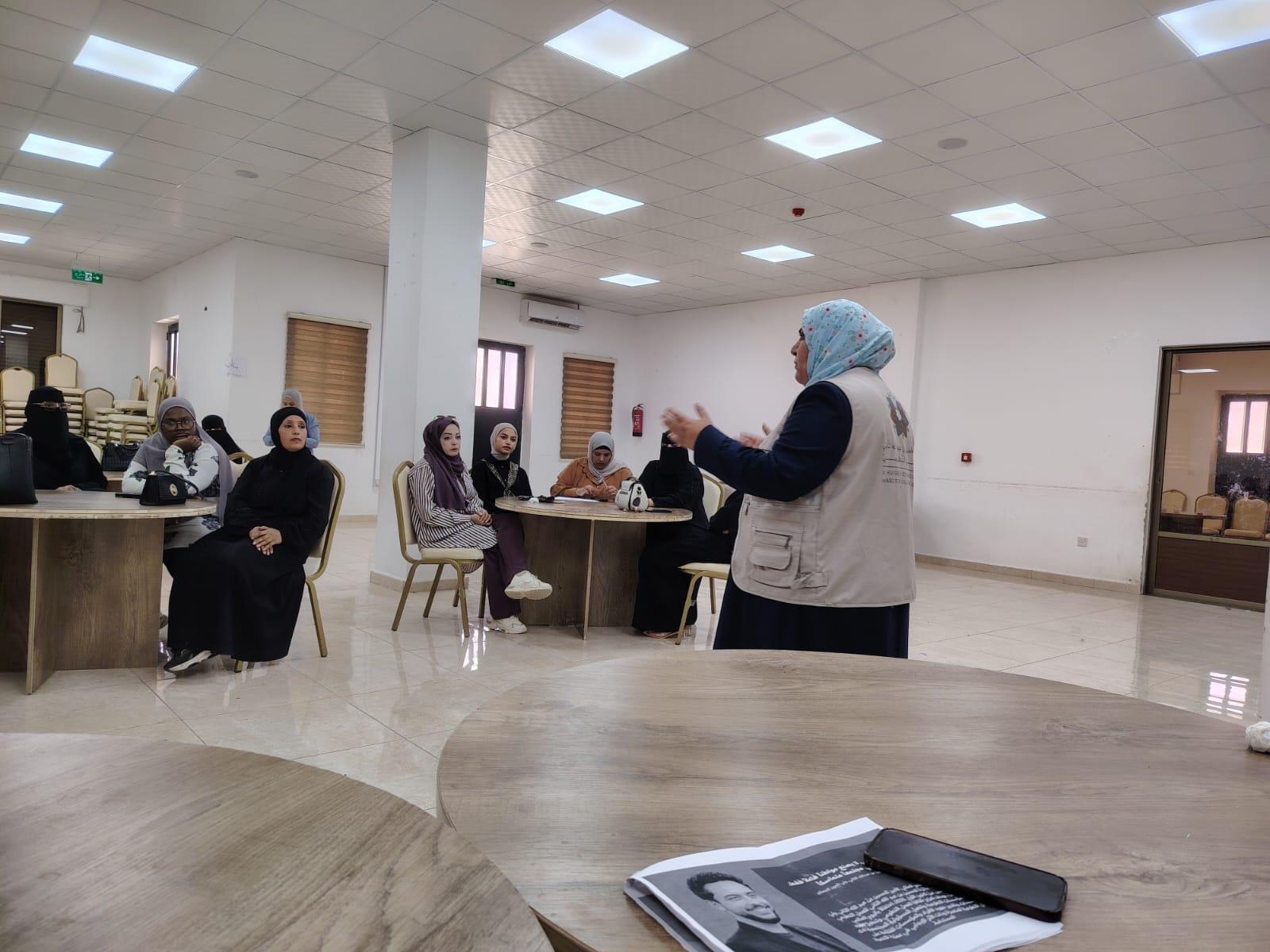 جلسة تعريفية بجائزة الحسين للعمل التطوعي في بلدية القطرانة