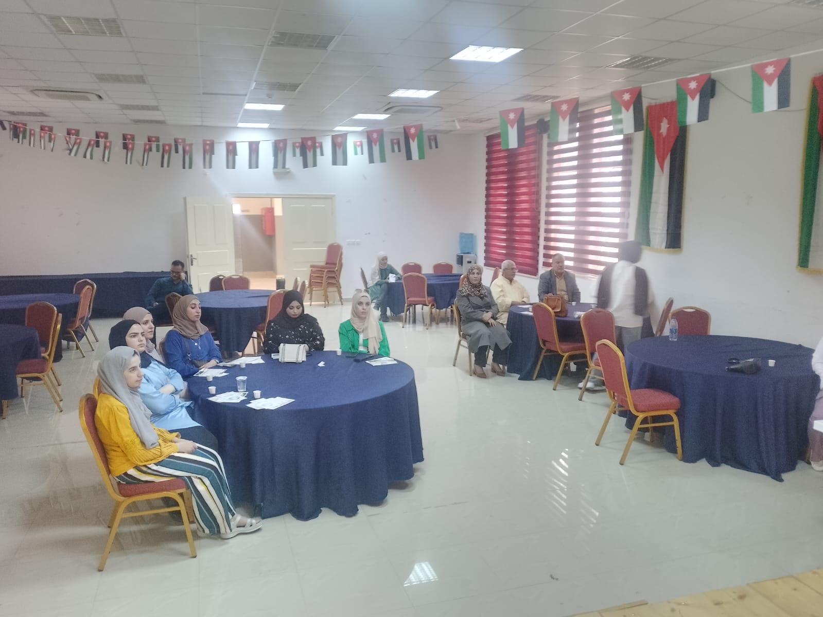 نشاط حول هاكثون إربد للتكنولوجيا  المبتكرة في مركز شابات المزار الشمالي.