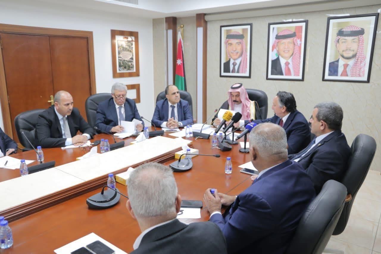 لجنة النقل النيابية تتابع بلاغ النائب ابو رمان بوجود شبهات فساد في عطاء رقم 1/24