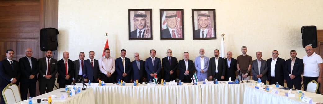 توقيع مذكرة تفاهم بين نقابتي المقاولين الأردنيين والسوريين