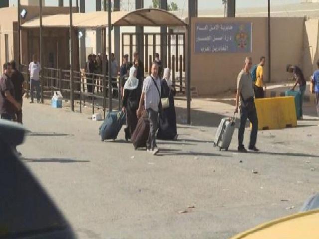 بدء حركة المسافرين عبر جسر الملك الحسين