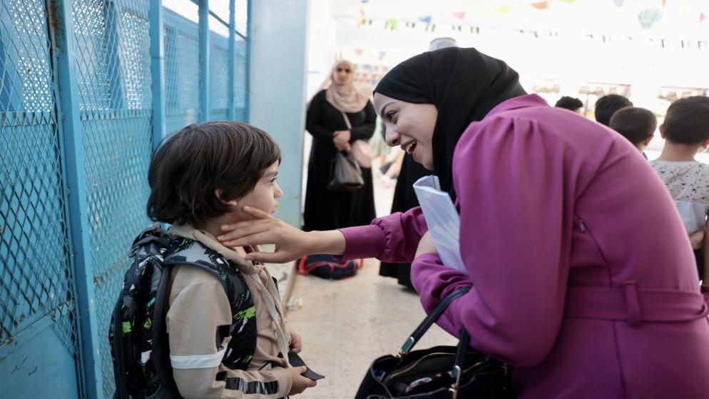 أكثر من 139 ألف معلم ومعلمة يعملون في مدارس الأردن