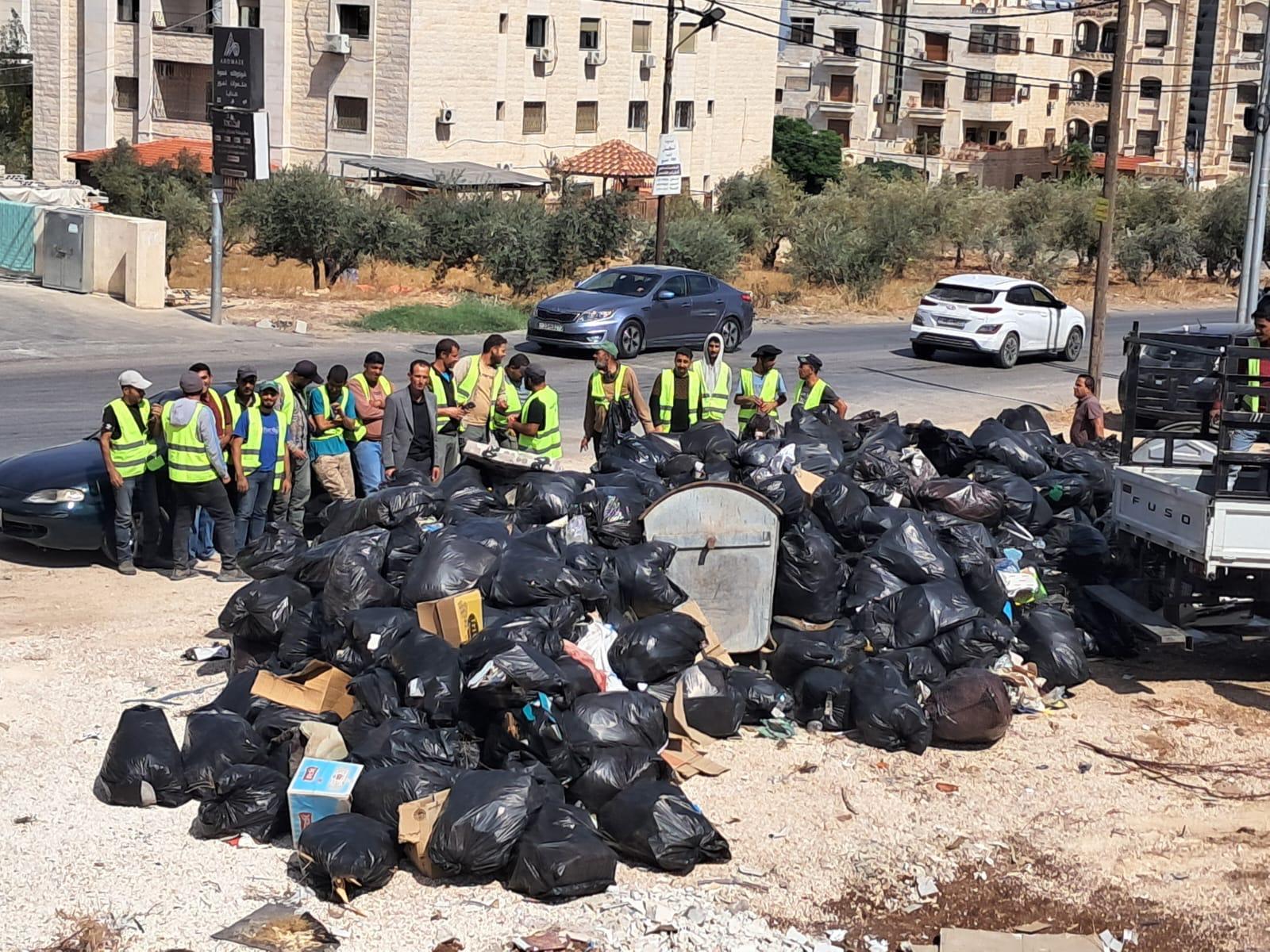 عجلون :مجلس الخدمات المشتركة ينفذ حملة نظافة شاملة في اربد