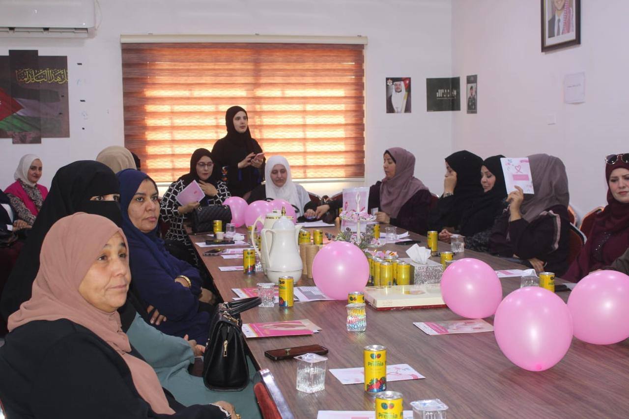 بلدية حوشا تنظم ندوة توعوية حول سرطان الثدي ضمن فعاليات أكتوبر الوردي
