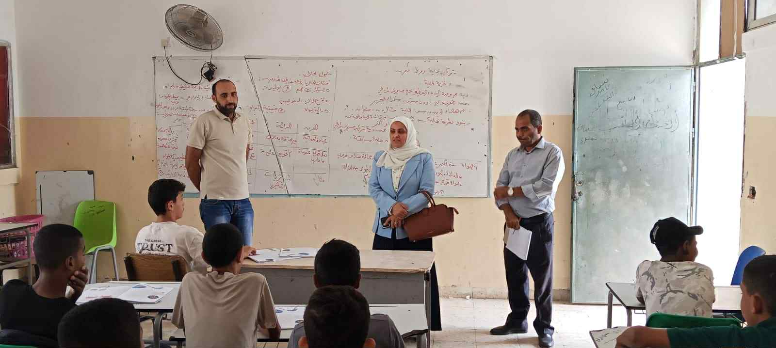 فريحات تتفقد سير العملية التعليمية والتعلمية في مدرسة عثمان بن عفان الأساسية للبنين