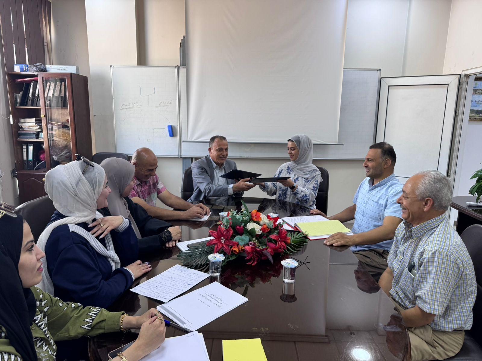 مذكرة تفاهم بين المهندسين الزراعيين وتعاونية المهندسات لدعم المبادرات النسائية في القطاع الزراعي