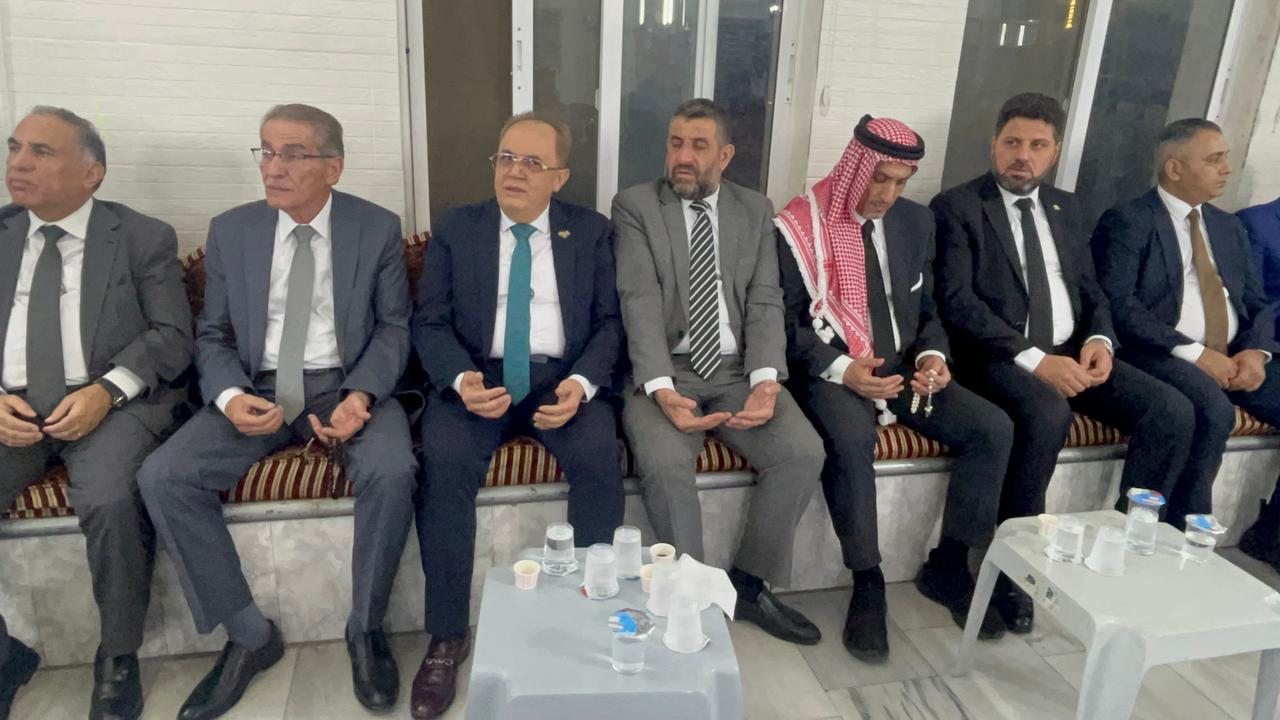 مندوباً عن الرئيس السوري احمد الشرع ..وزير التعليم العالي يقدم التعازي بوفاة والد السفير الأردني في دمشق