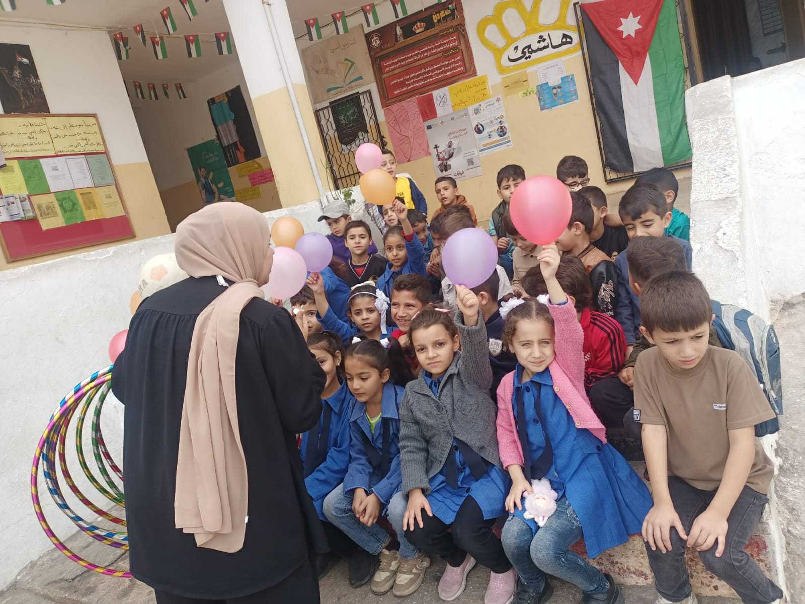 مركز شباب وشابات كفر الماء المدمج ينفذ نشاط رياضي ترفيهي .