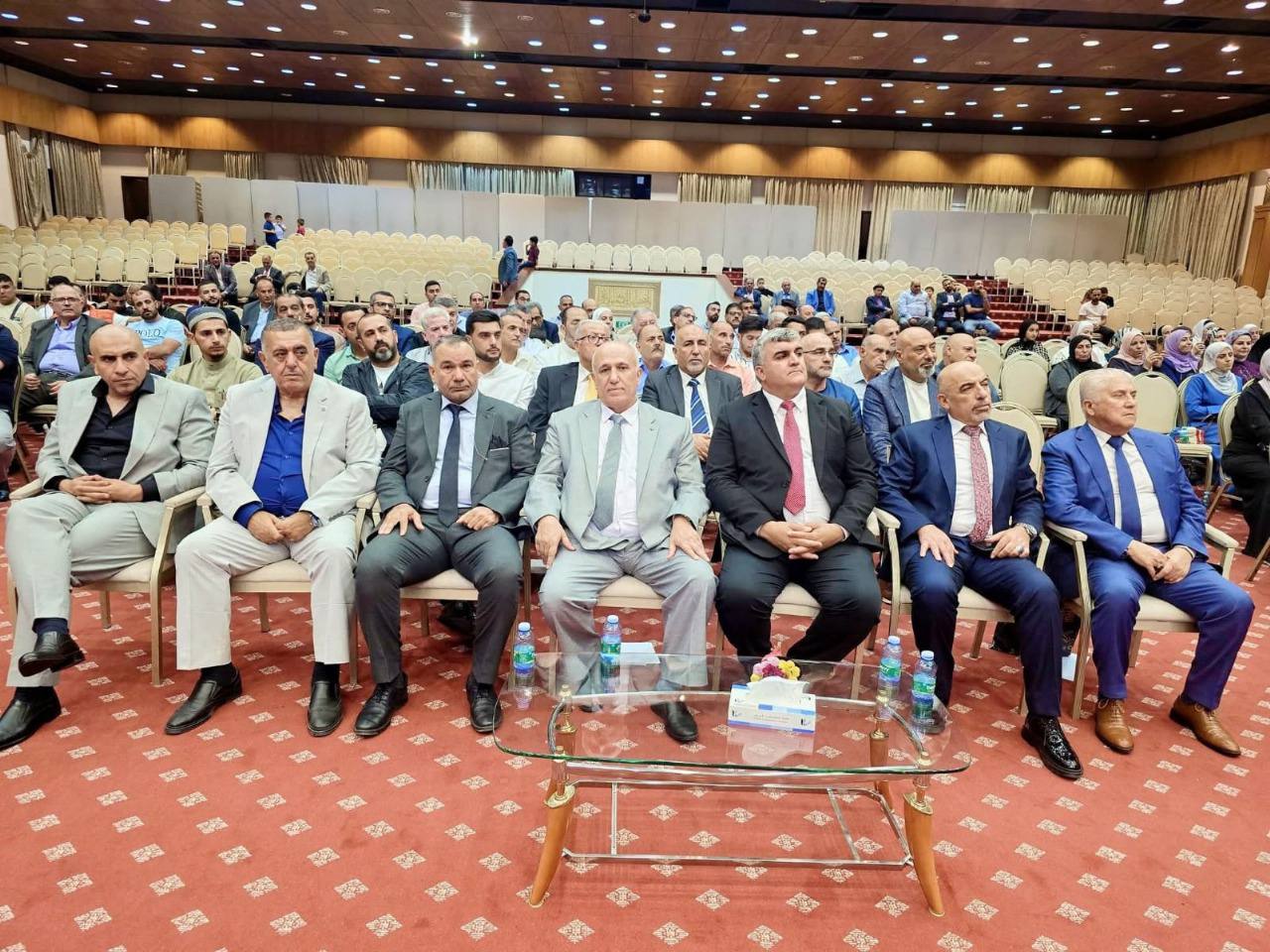 وفد بلدية يطا يشارك في فعاليات منتدى الخطاب الثقافي