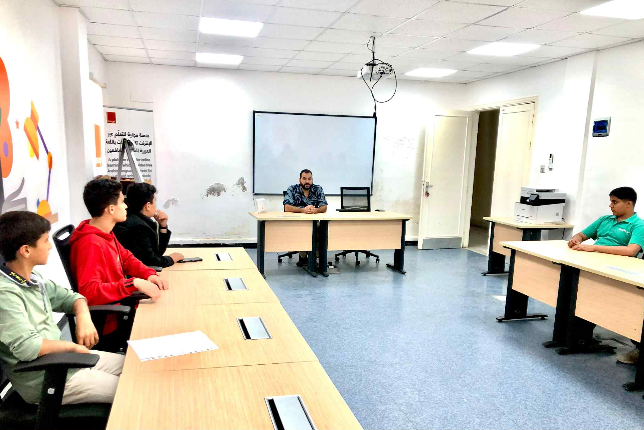 محاضرة توعوية حول مخاطر التدخين والمخدرات في مركز شباب دير أبي سعيد النموذجي