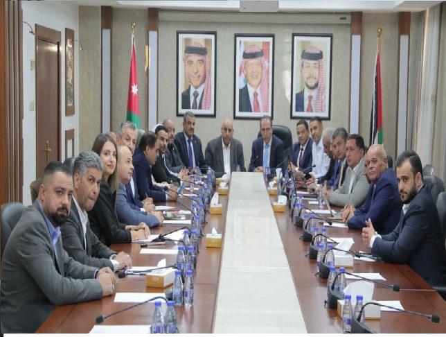 رؤساء الكتل النيابية يبحثون تعزيز التنسيق والتعاون