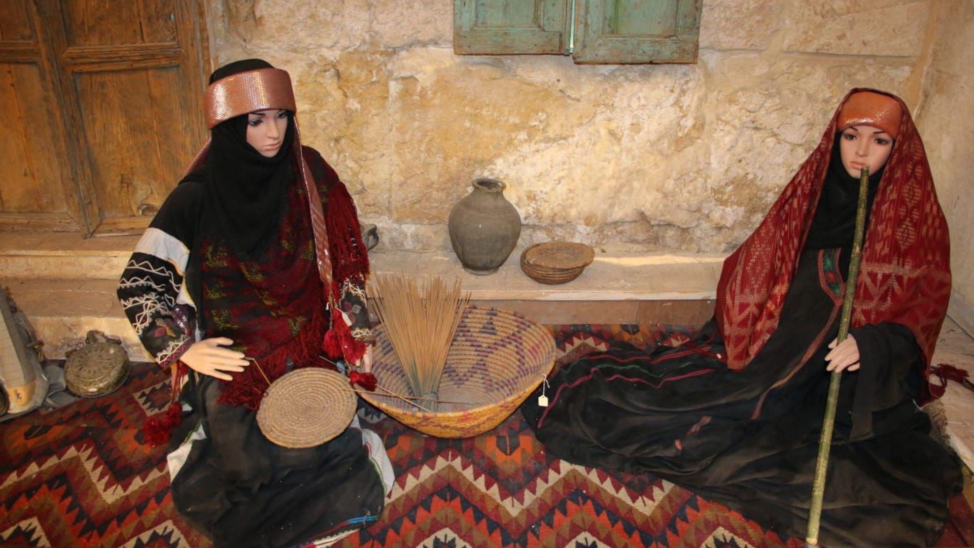 عجلون: ذاكرة الحكاية الأردنية التي تنبض بالأزياء والحرف التراثية