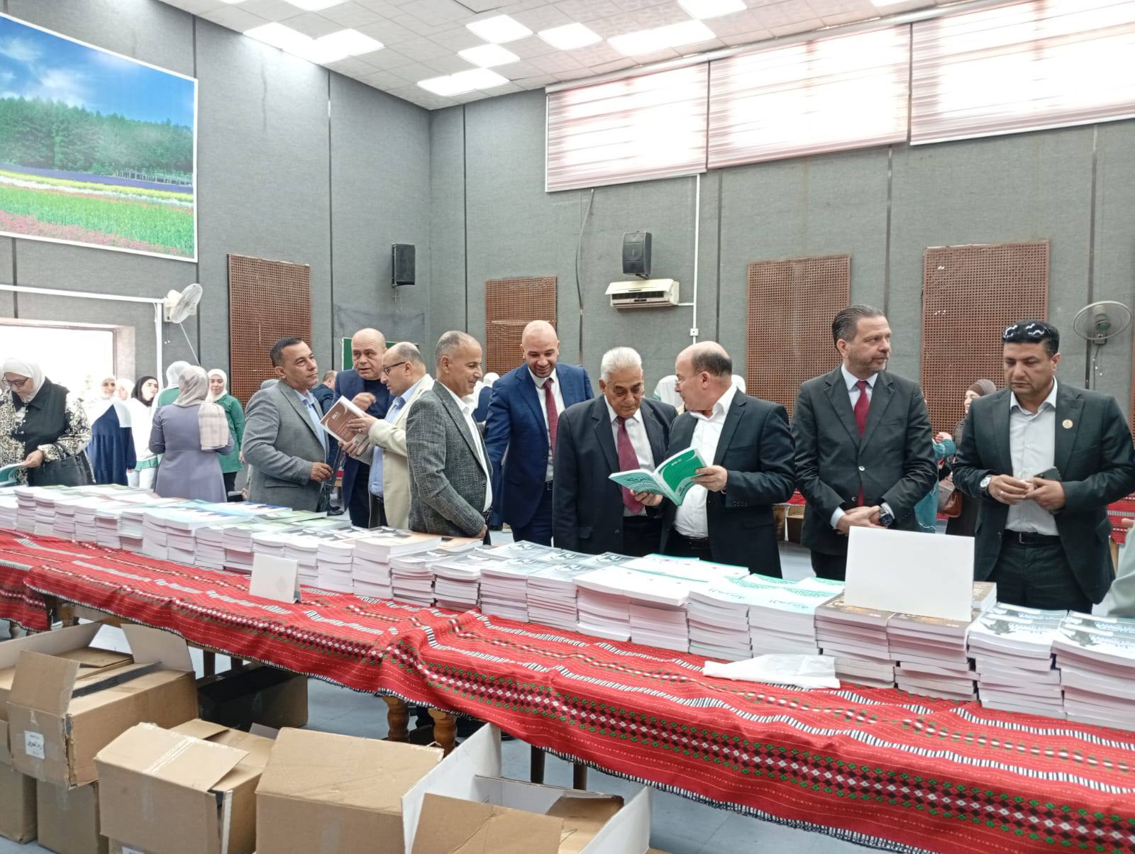 جرش: افتتاح معرض الكتاب الشامل...صور