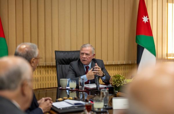 الملك يزور المجلس القضائي ويوعز بتشكيل لجنة لتطوير القضاء