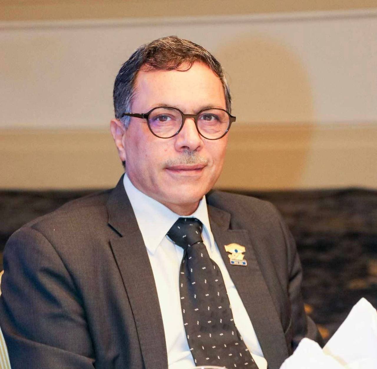  إبراهيم شرف… العطاء الذي يجمع القلوب  