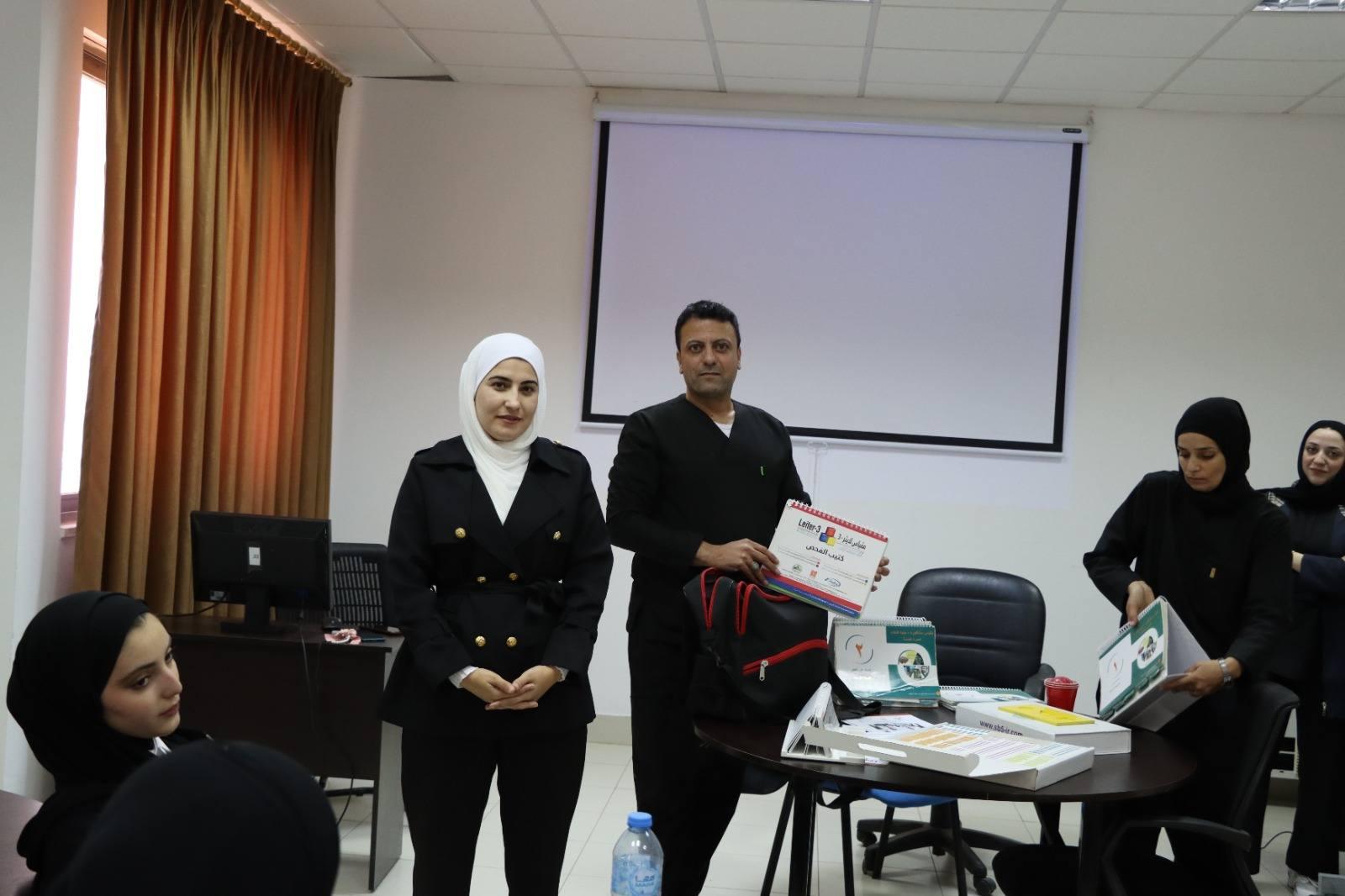 ورشة تدريبية في المقاييس والاختبارات النفسية في جامعة عجلون الوطنية