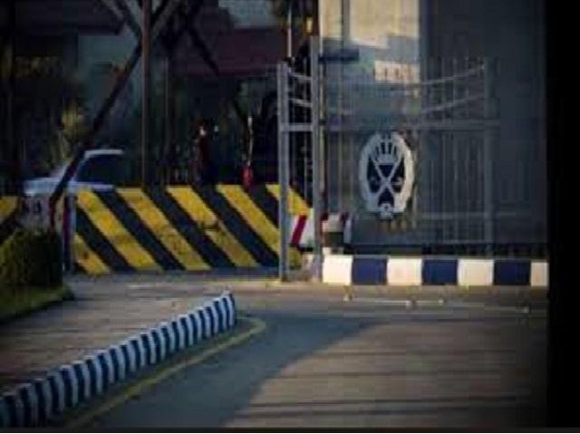 الأمن: تحييد والدة خارجين عن القانون بعد استخدامها كدرع بشري في الرمثا