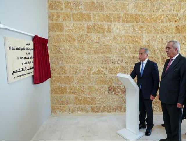 رئيس الوزراء يفتتح المركز الثقافي في جرش