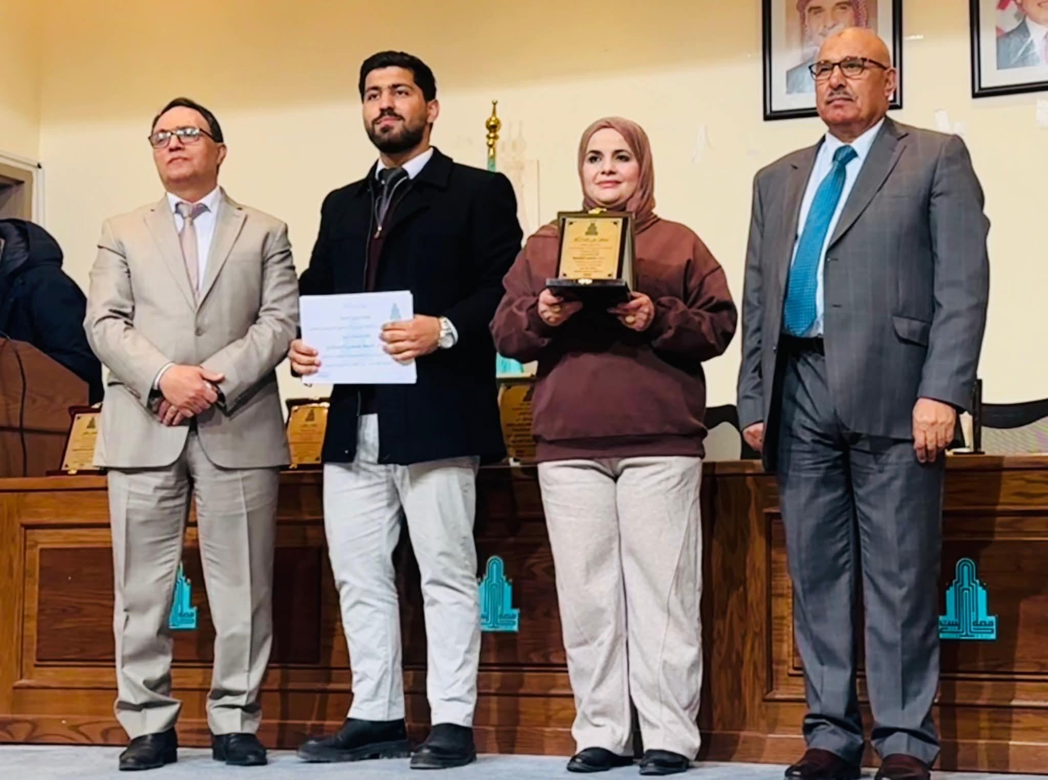 جامعة آل البيت تكرّم طلبة جامعة عجلون الوطنية وعمادة شؤون الطلبة تقديرًا لتميزهم في بطولة المناظرات