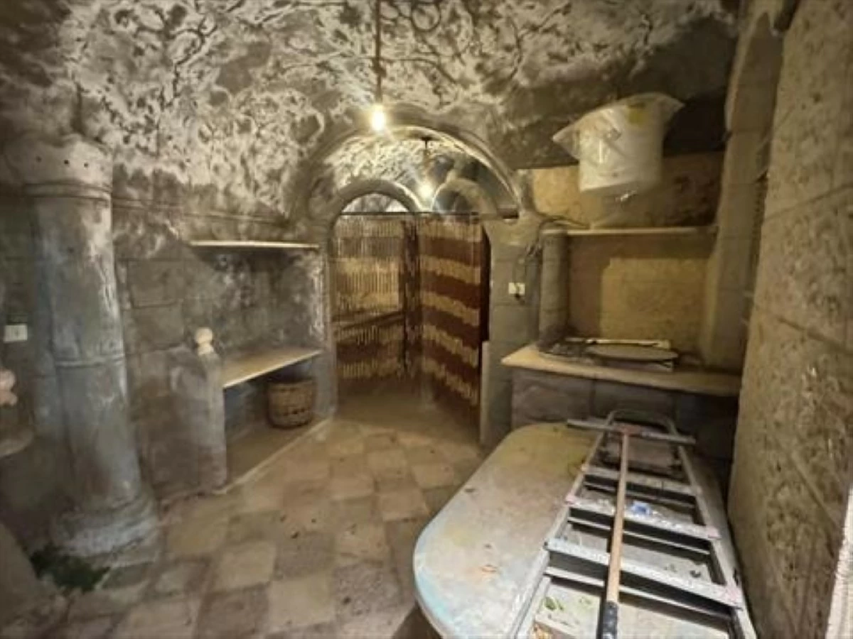 مطالب بتفعيل استراتيجية سياحة الكهوف التراثية في عجلون