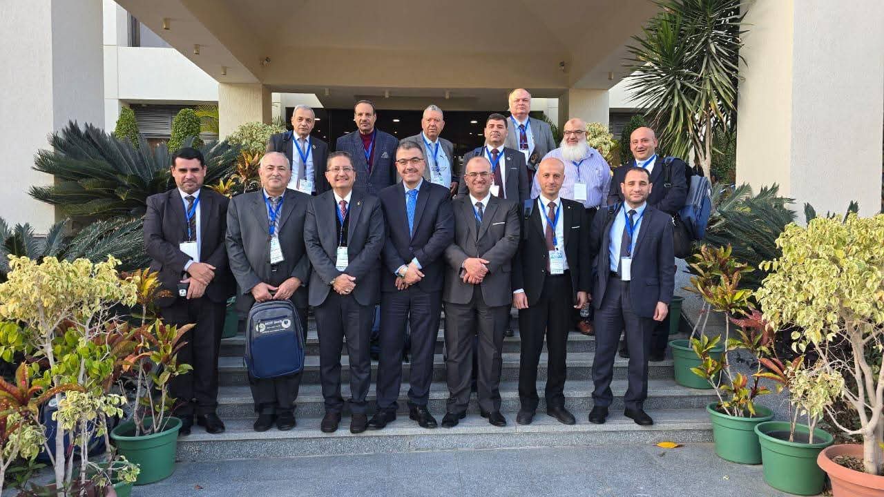 رئيس جامعة عجلون الوطنية يشارك في المؤتمر العربي الدولي لتقنية المعلومات