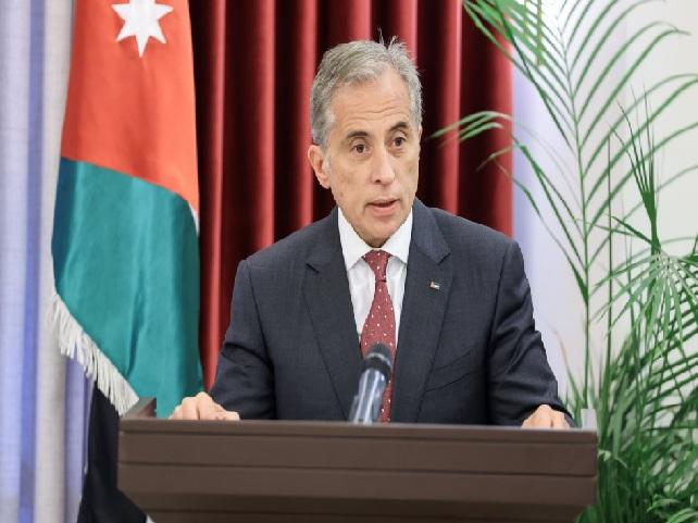 رئيس الوزراء يهنئ المسيحيين بعيد الميلاد المجيد