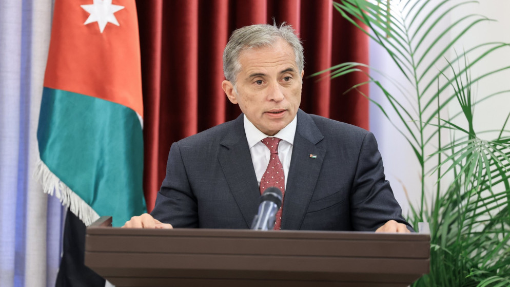 رئيس الوزراء يهنئ المسيحيين بعيد الميلاد وقرب حلول العام الجديد