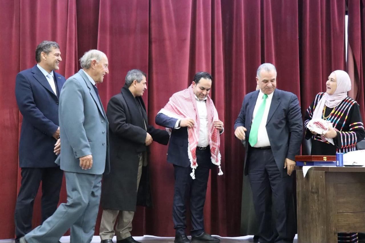 قناة المملكة: تجربة عامر الرجوب تجسيد لقيم الثقة والوعي والمسؤولية الوطنية