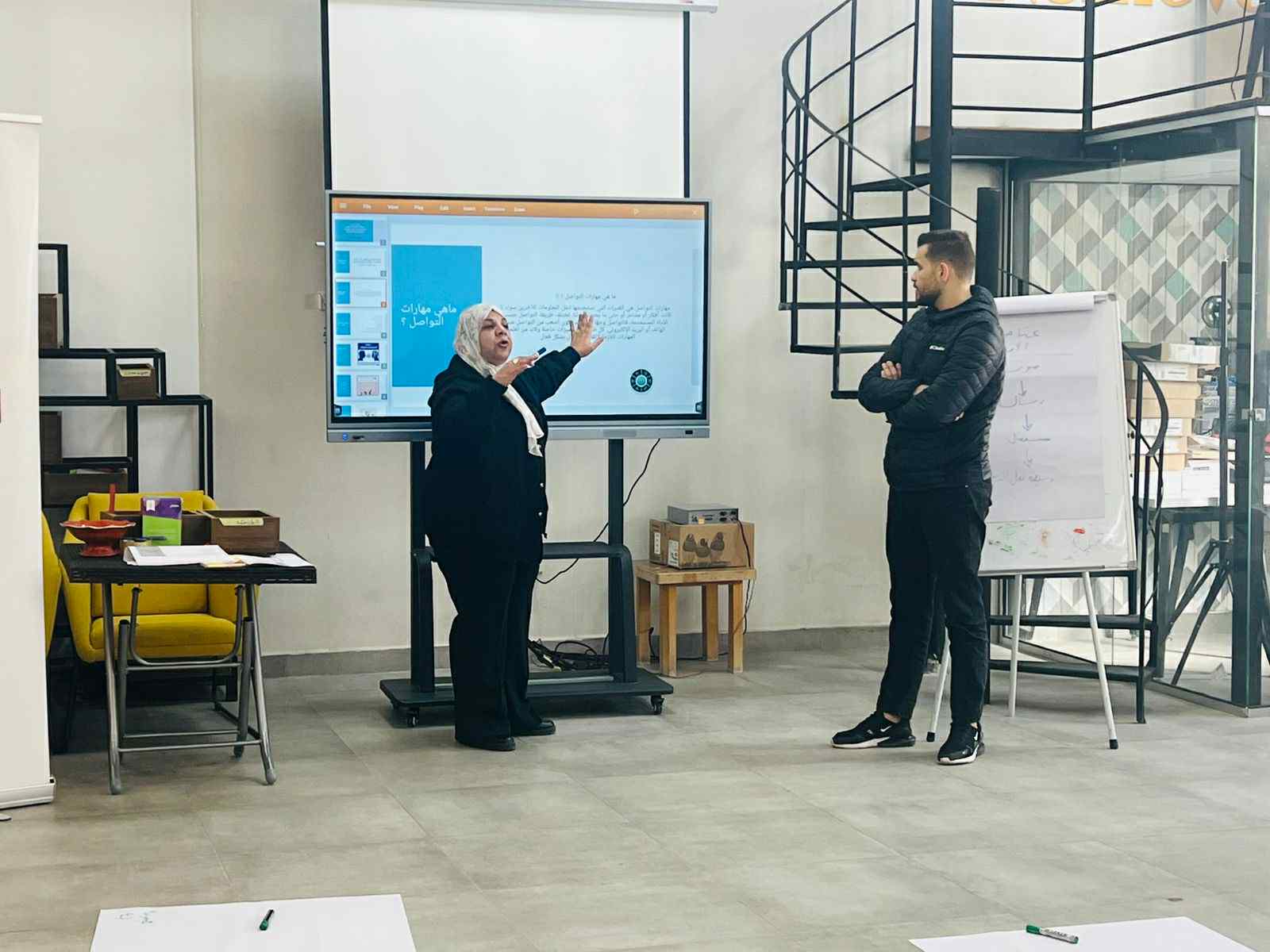 مركز شباب وشابات عجلون النموذجي ينظم دورة حول مهارات التواصل المهني