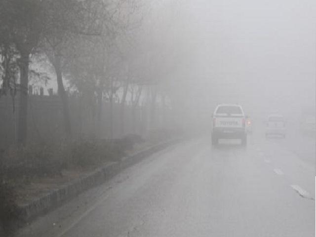 الأمن العام يحذر من المنخفض الجوي: تفقدوا قنوات التصريف