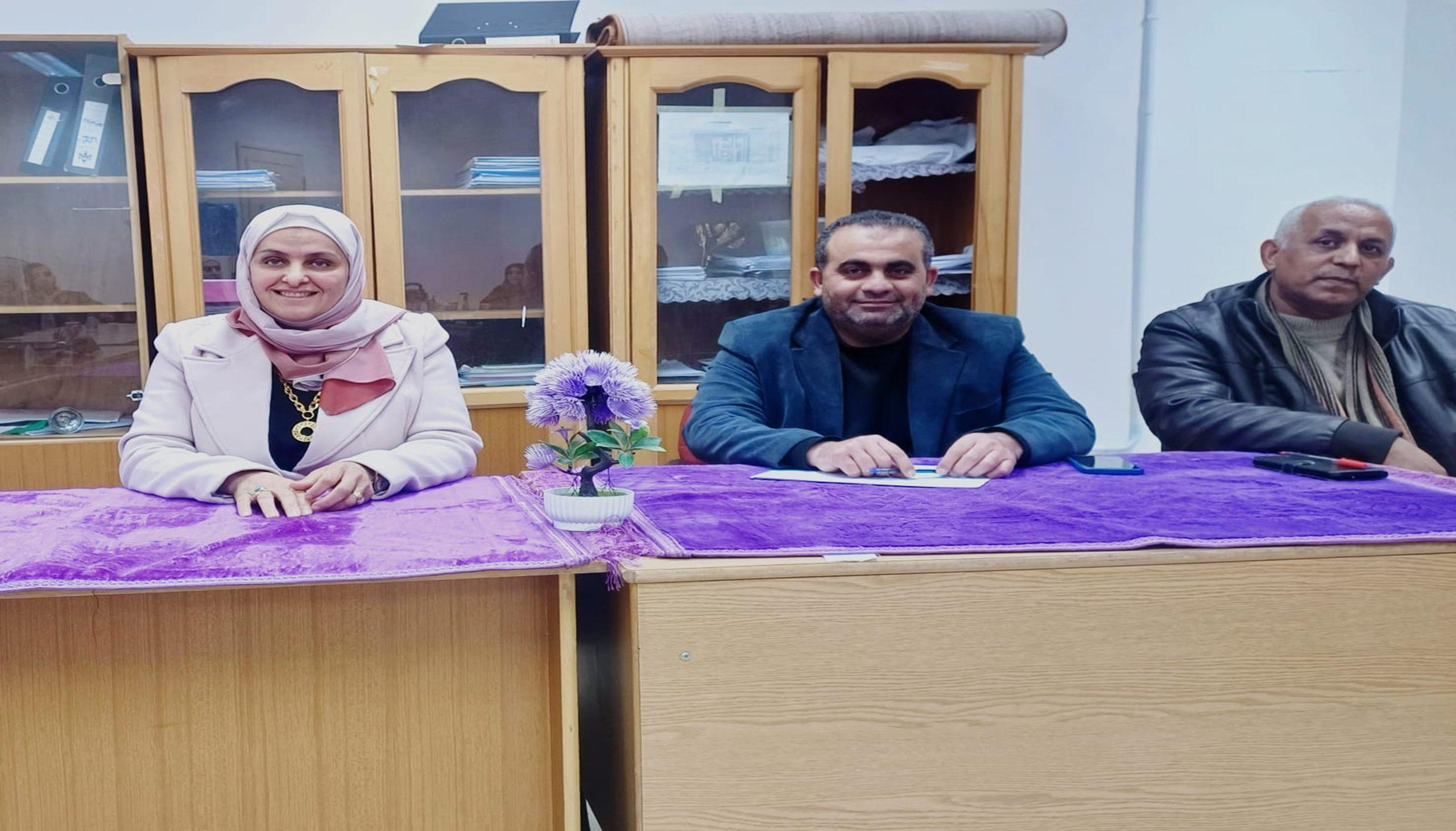 فريحات:- تلتقي قسم الإشراف التربوي وتبحث الاستعداد للفصل الدراسي الثاني وجاهزية تطبيق PIRLS