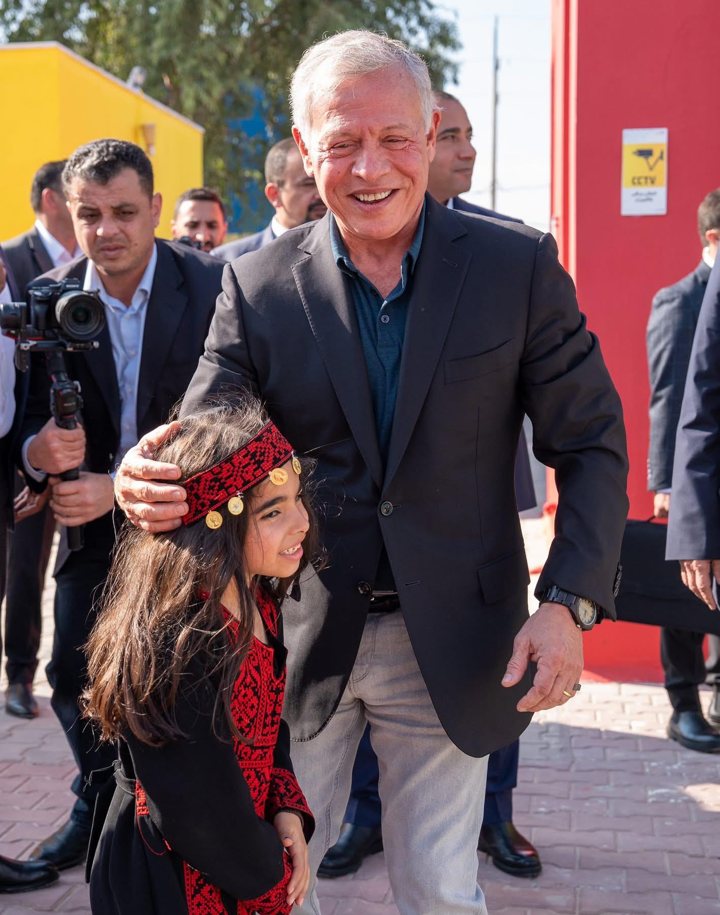 وزارة الاتصال الحكومي تهنئ جلالة الملك بعيد ميلاده