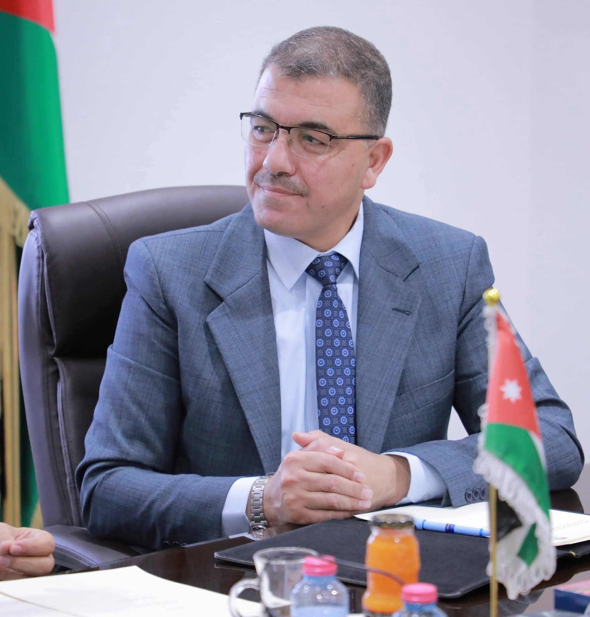 الهنانده.. قيادة أكاديمية تصنع التحول الرقمي والمعرفة