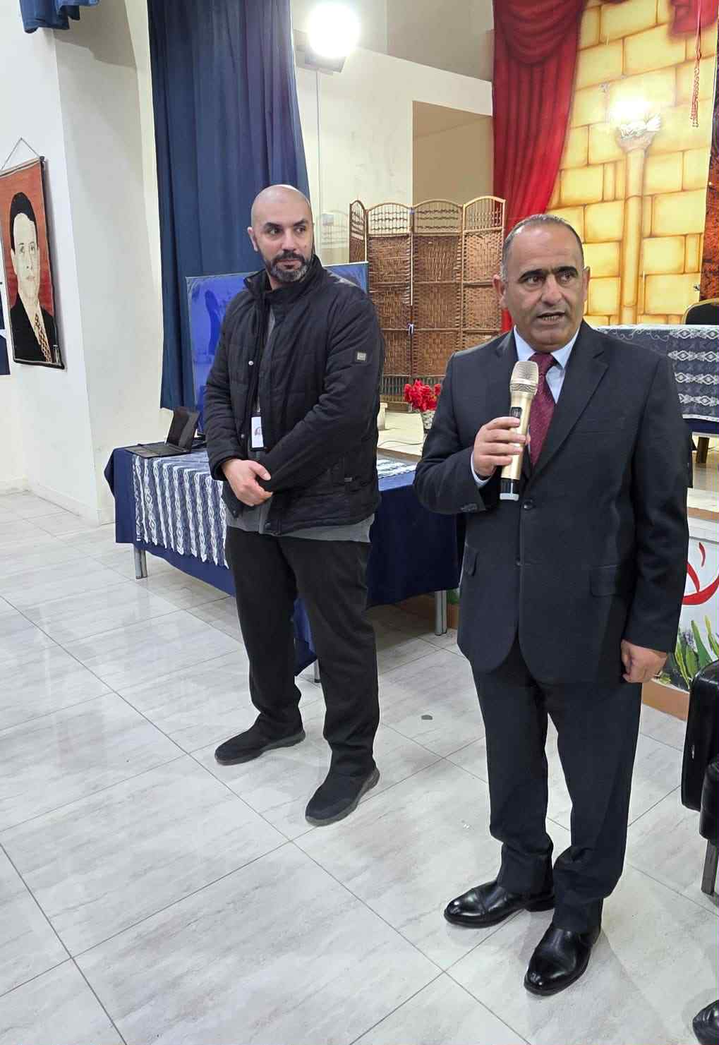 المشاقبة يلتقي ضباط ارتباط منصة «نحن» في مدرسة زينب الهلالية