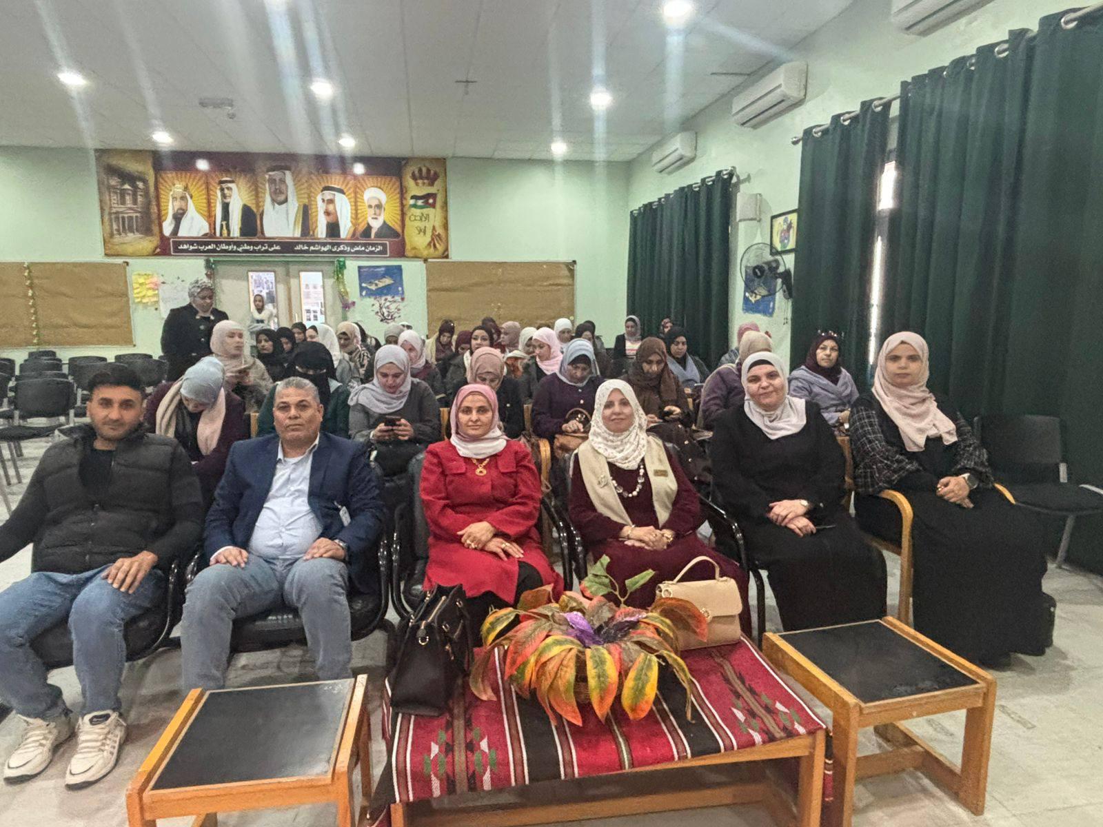 فريحات تفتتح الورشة التدريبية الخاصة بمنصة «نحن»