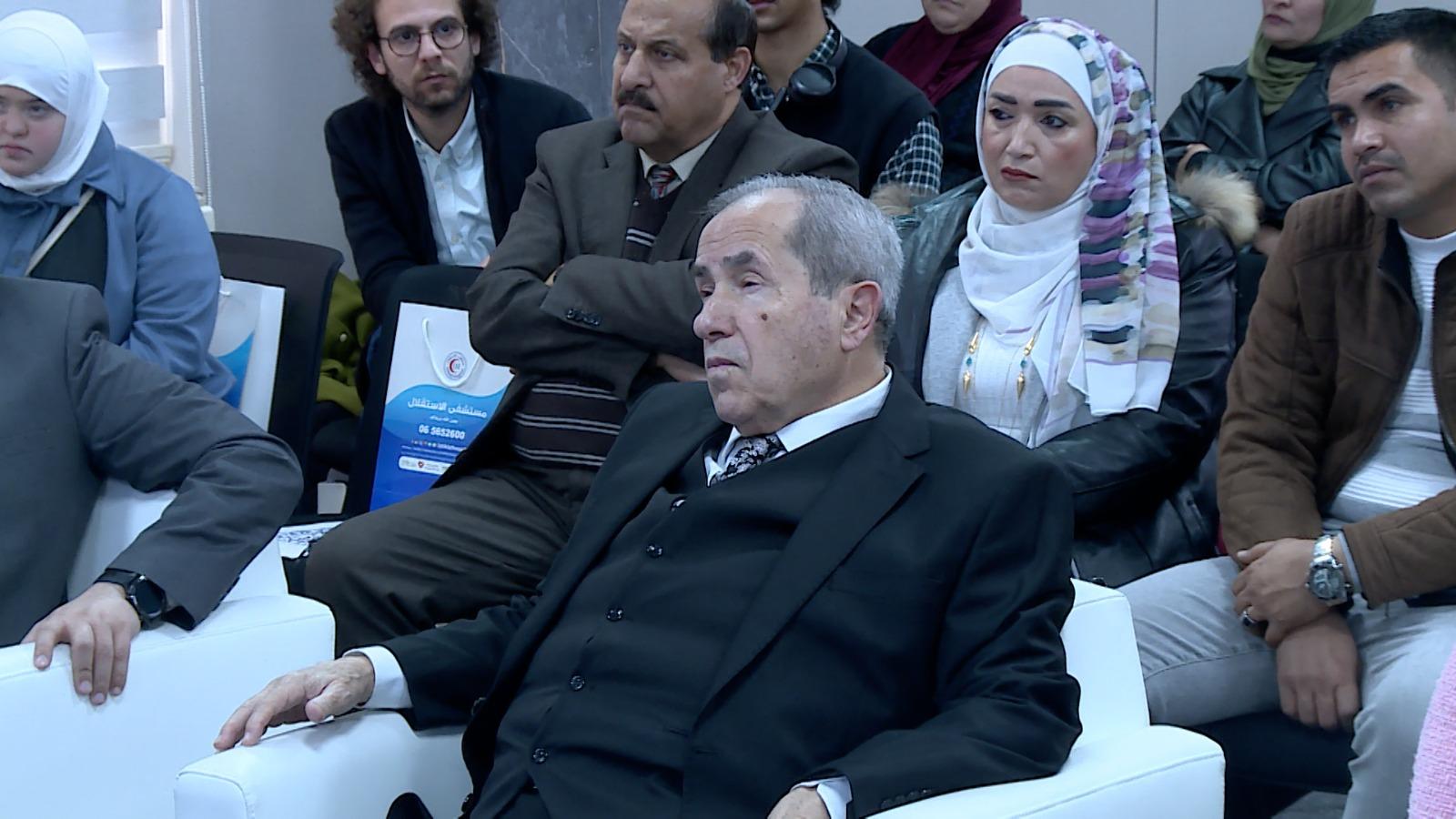 مستشفى الاستقلال يقيم يومًا علميًا بعنوان “فن التعامل مع ذوي الإعاقات