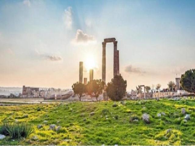 الخميس .. أجواء مشمسة وباردة نسبيا