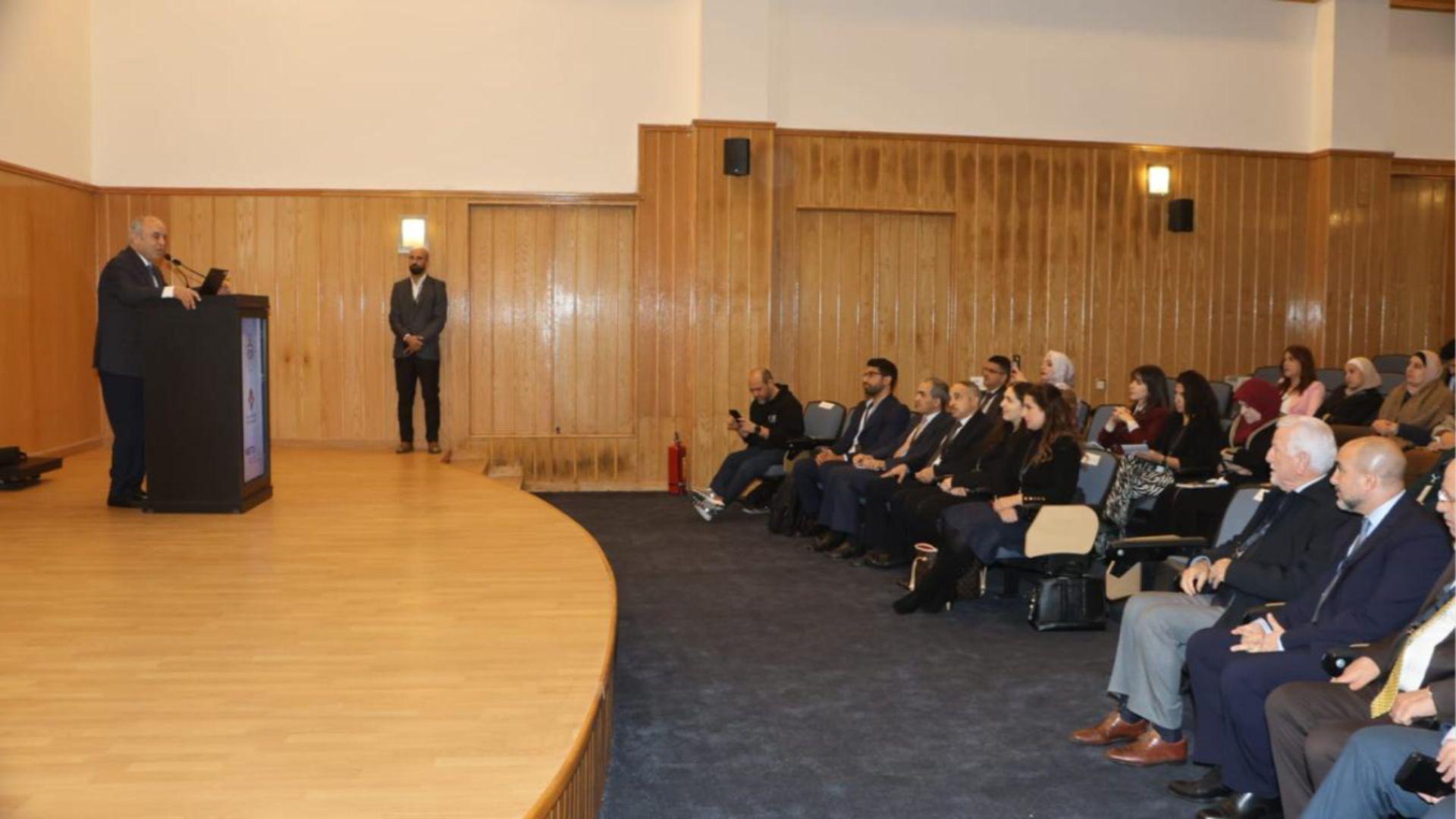 التربية: 266 ألف طالب لديهم حسابات على منصة 