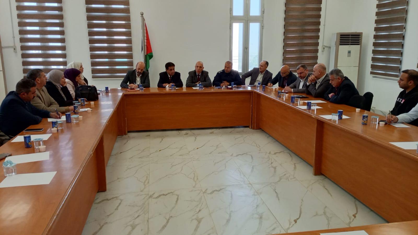 الكساسبة يكرّم الدوائر الداعمة لإنجاح امتحان الثانوية العامة في الأغوار الشمالية