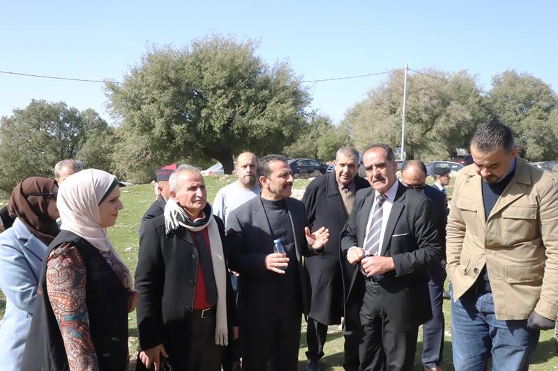 حملة نظافة بيئية في موقع المقاطع الأثري في عبين...(صور)