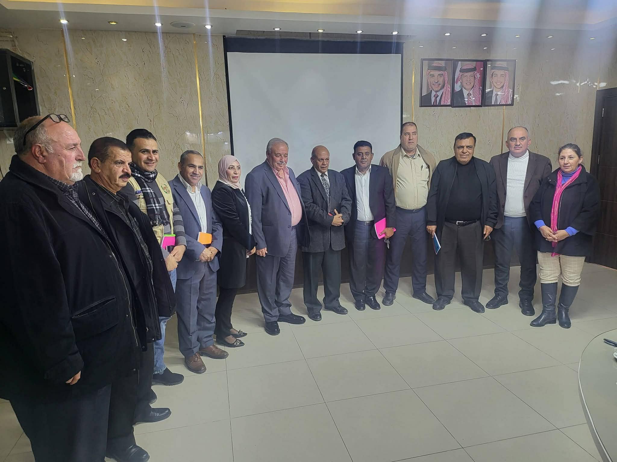 بلدية مادبا الكبرى تعقد مؤتمر صحفياً مميزا لاستعراض الانجازات لفترة اللجنة.