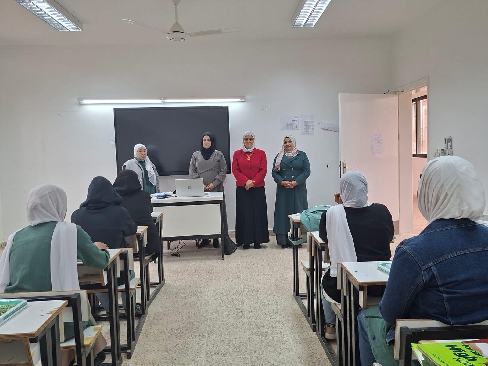 فريحات تتفقد العملية التعليمية في مدرسة الزمالية الثانوية المهنية للبنات وتؤكد أهمية التعليم المهني