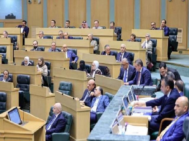 النواب يواصل الأربعاء مناقشة مشروع قانون عقود التأمين