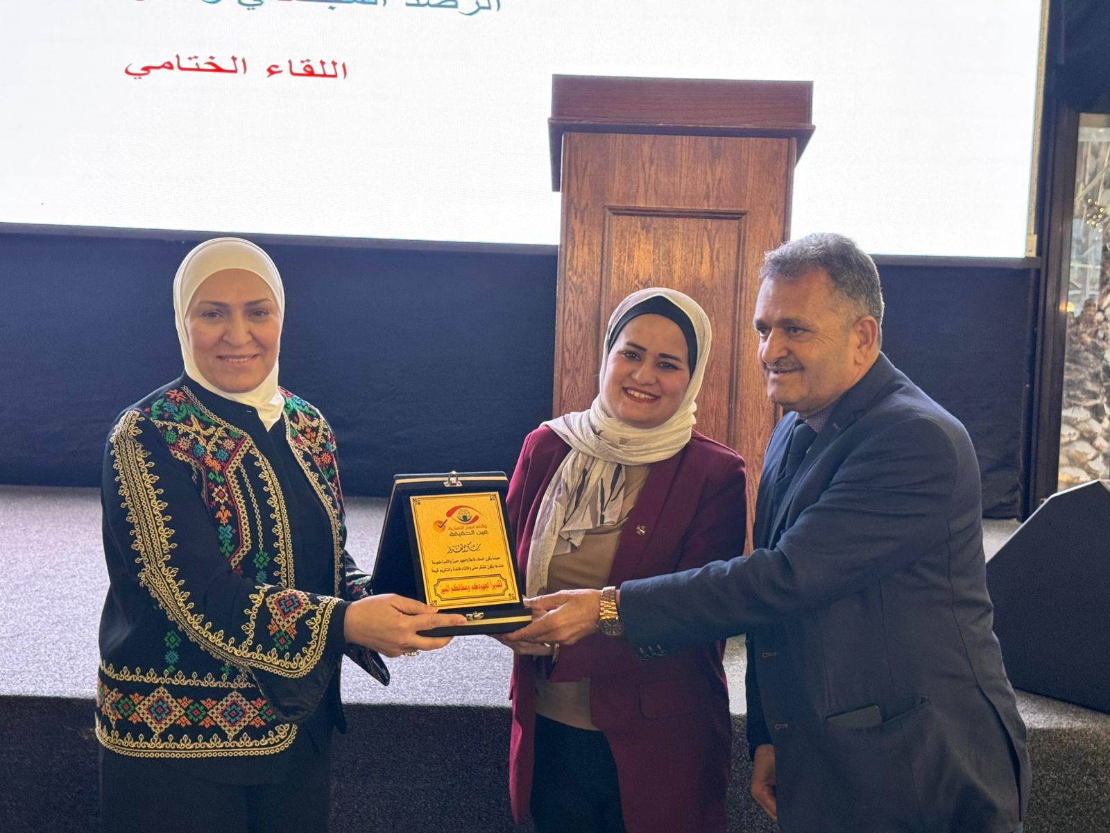 إنجاز وإذاعتها المجتمعية تكرّمان الغرايبة تقديراً لتعاونها الإعلامي